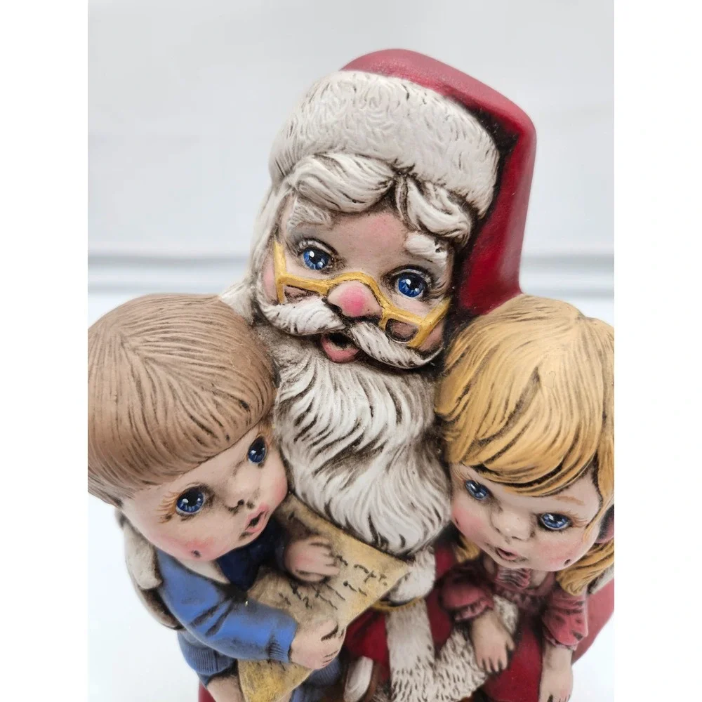 Vintage Ceramic Santa Claus Holding Children Christmas‎ Figurine 1993